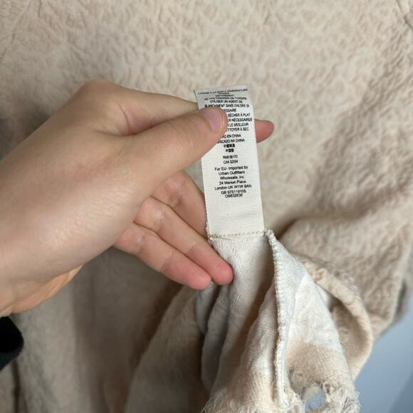 Free People Broken Glass Blush Pink Textured Fringe Sweater Size Small - Picture 7 of 8